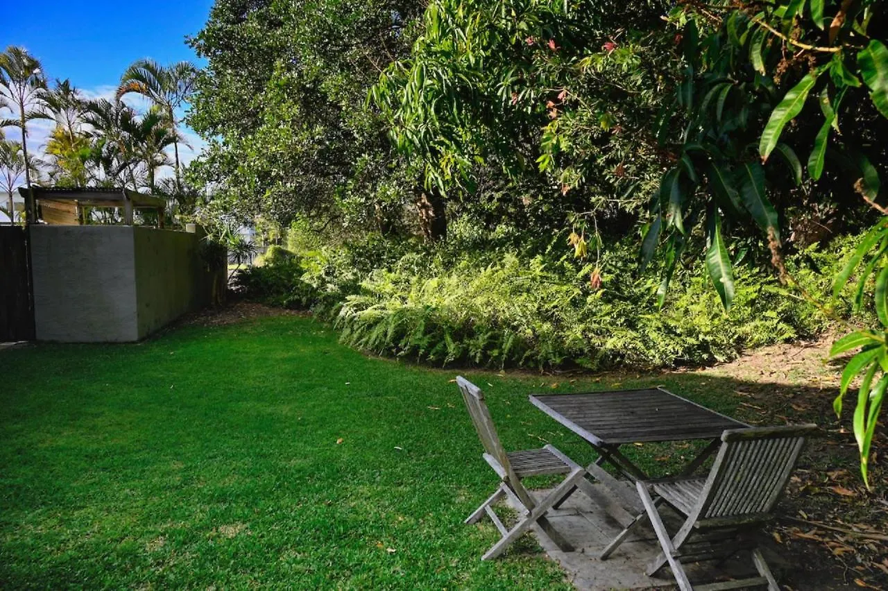 Driftwood Beach Home Kawana Waters
