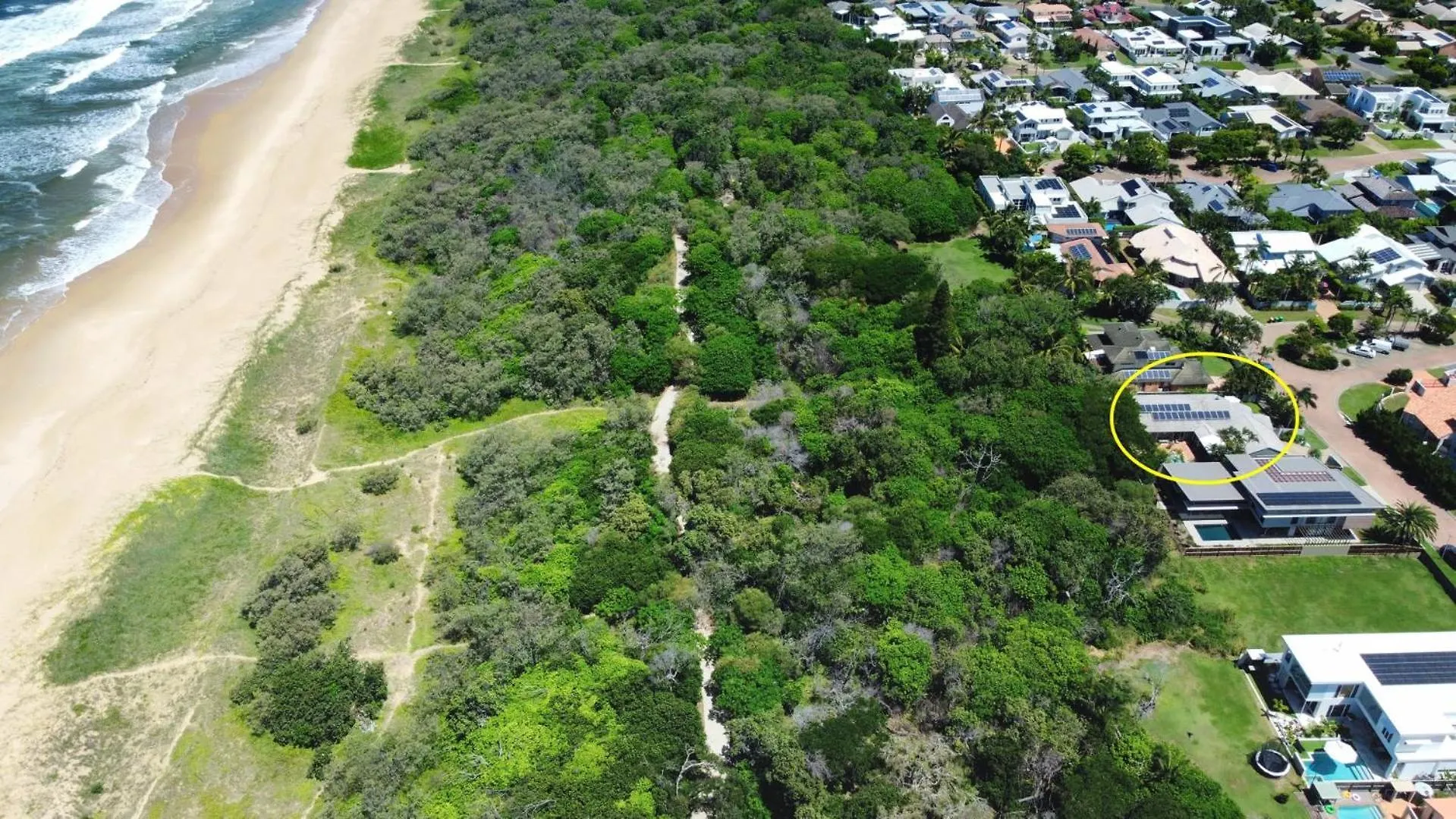 Driftwood Beach Home Kawana Waters 0*,  Αυστραλία